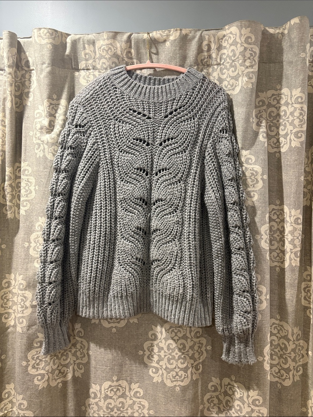 H&M Chunky Cable Knit Sweater in Light Gray